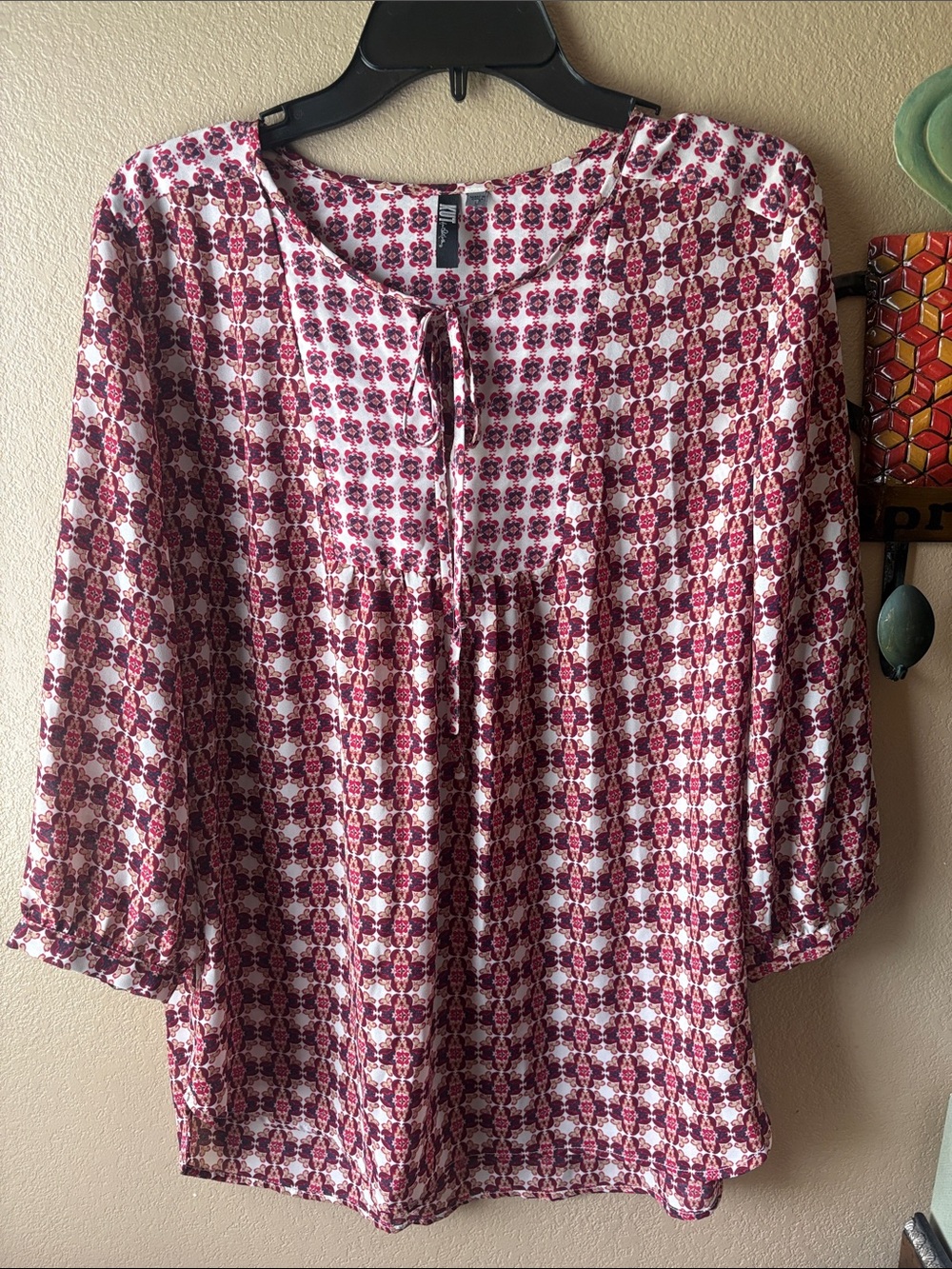 Kut from the Kloth Burgundy and White Printed Tie-Front Tunic